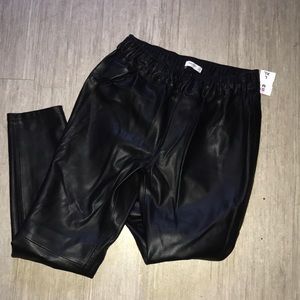 Pleather WOMENS pants size small